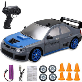 Carrinho de DRIFT de Controle Remoto - JDM (+ 4 Pneus e 6 Cones Extra)